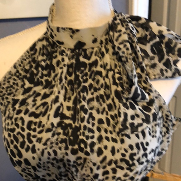 EUC Alyn Paige sophisticated work to evening dress. - Picture 3 of 6